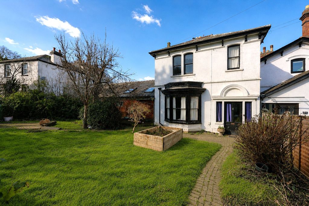Property photo 1 of 24 Picture No. 29