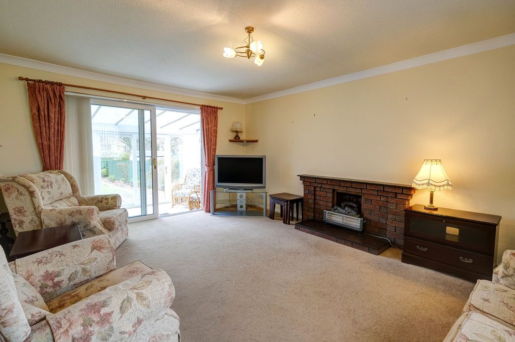 Property photo 2 of 19 Photo 17