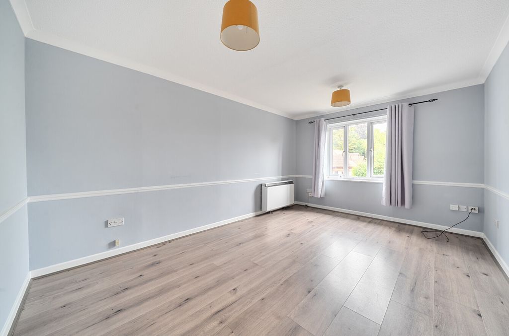 Property photo 2 of 13 1484767-9-6A4292d...