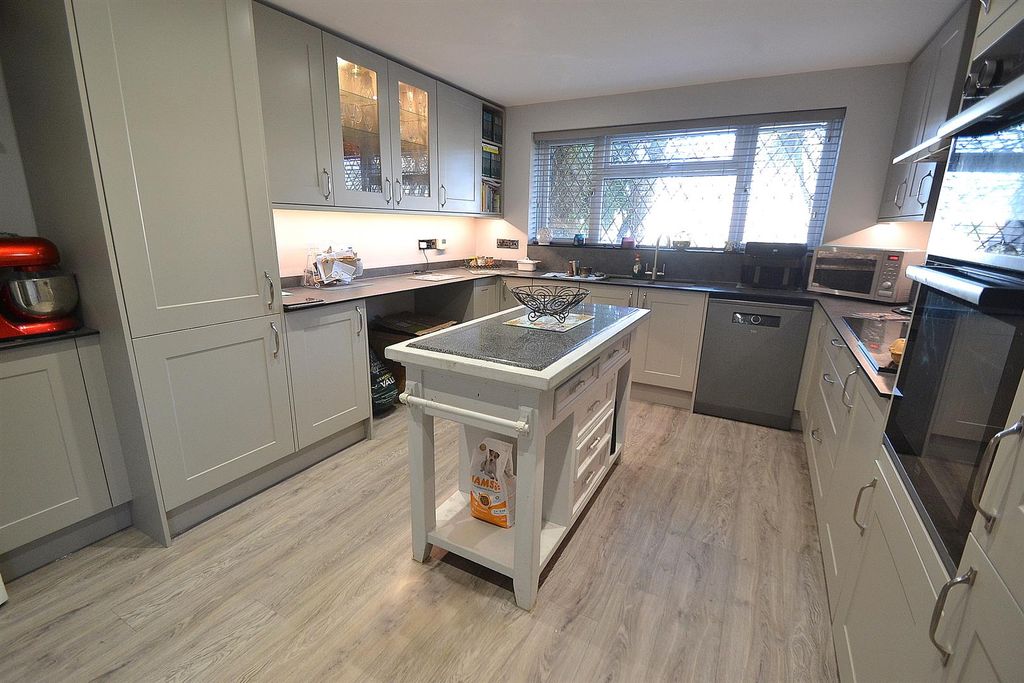 Property photo 2 of 16 Millbankk2.Jpg
