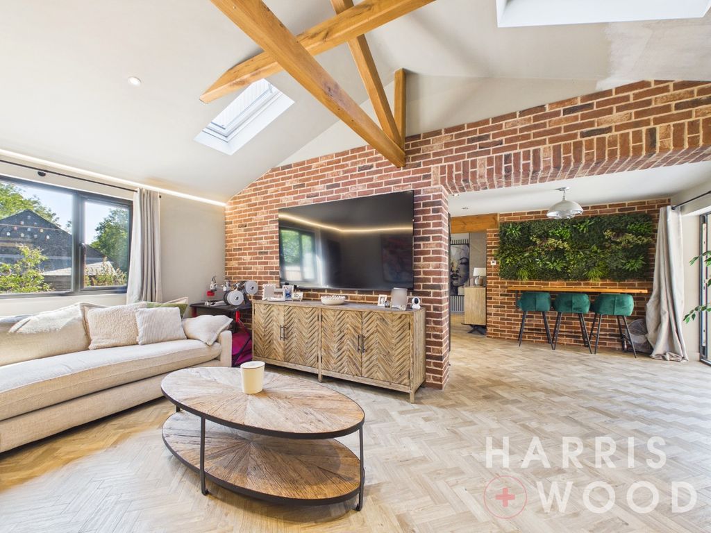 Property photo 3 of 49 5298673