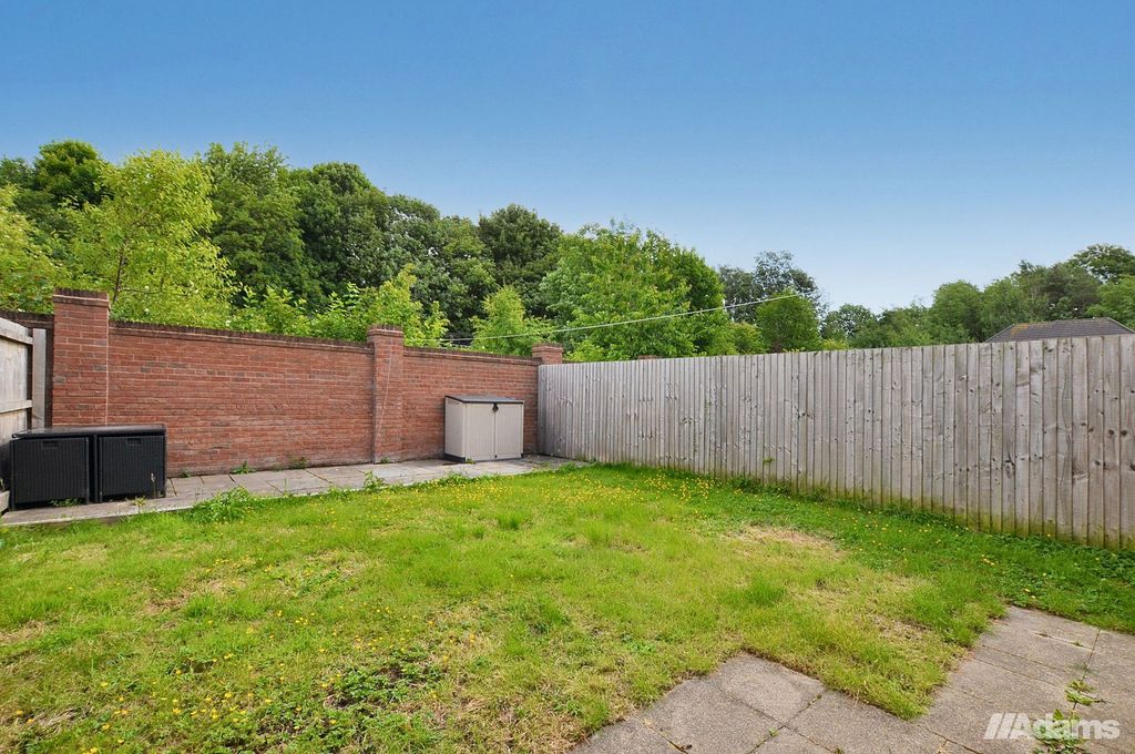 Property photo 2 of 25