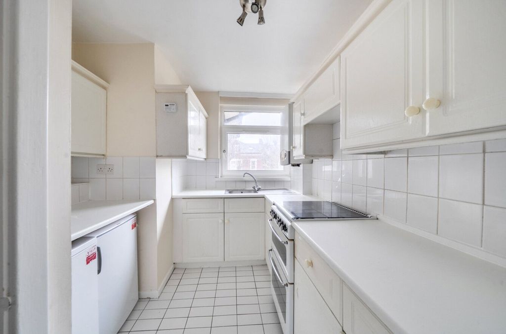 Property photo 1 of 13 Picture No. 10