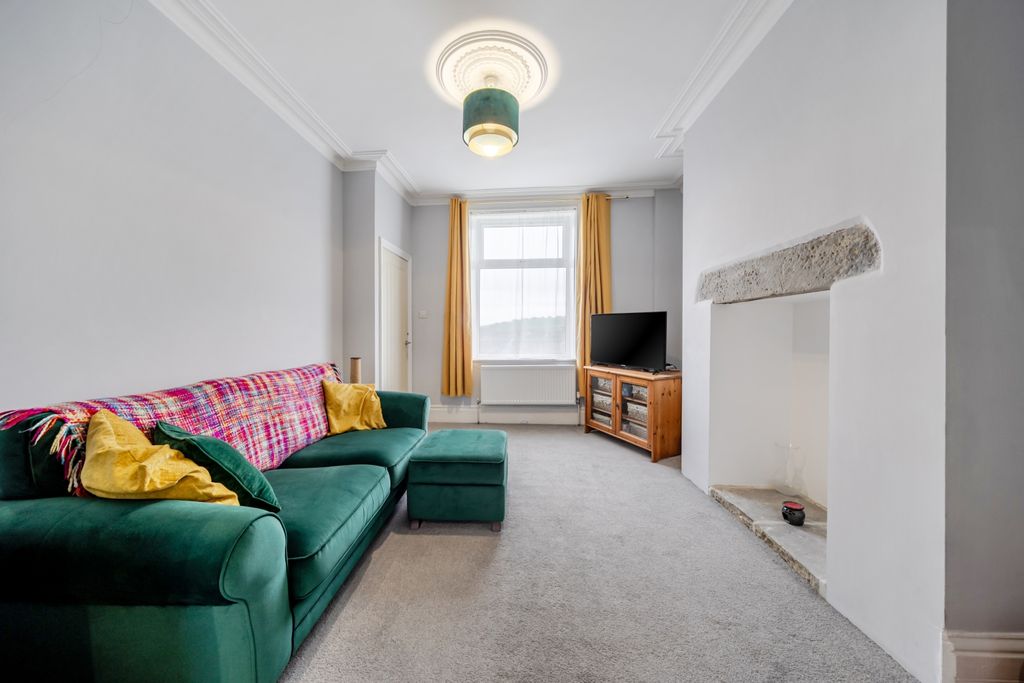 Property photo 3 of 14 1449951-12-69F08104Bdd5E