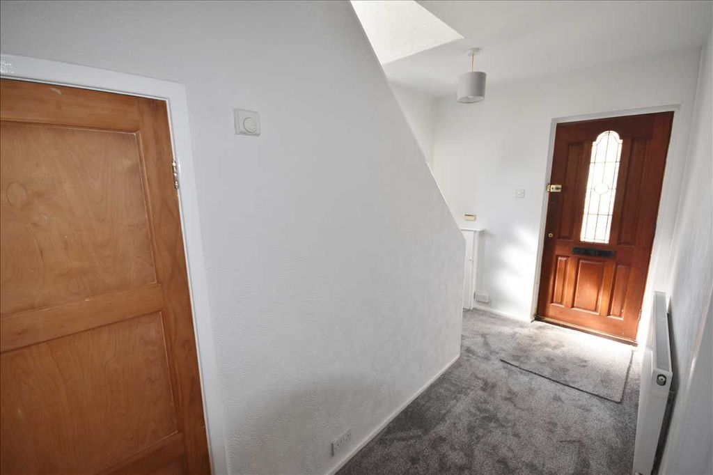 Property photo 2 of 13 Hall