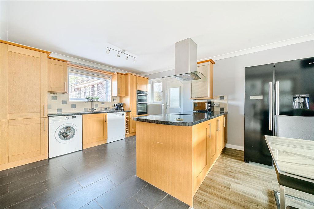 Property photo 2 of 19 Savery Kitchen.Jpg