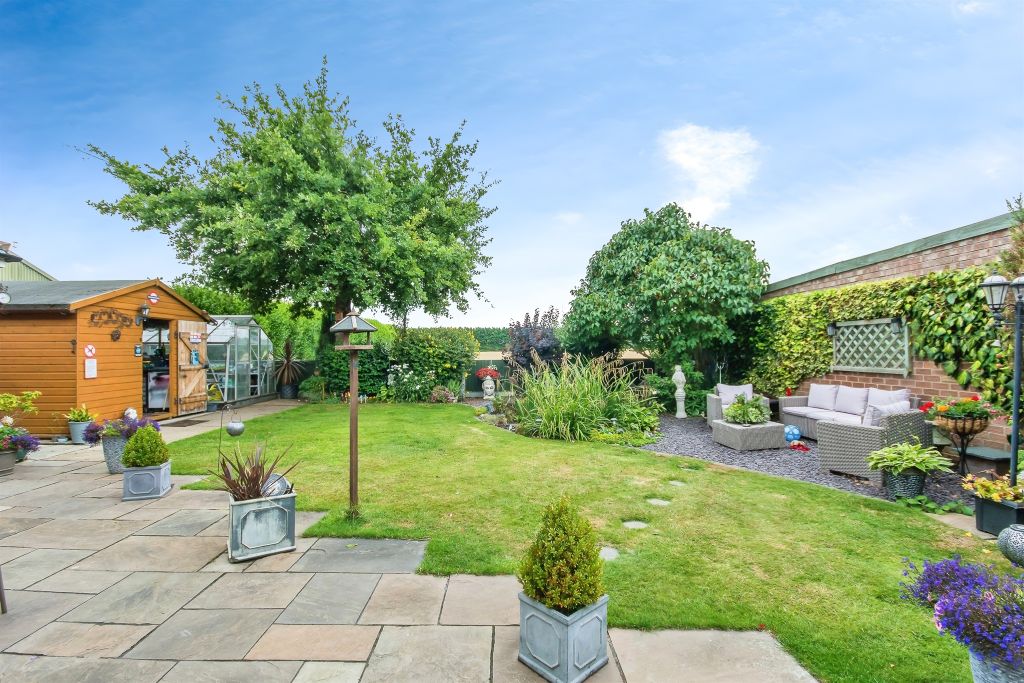 Property photo 3 of 14