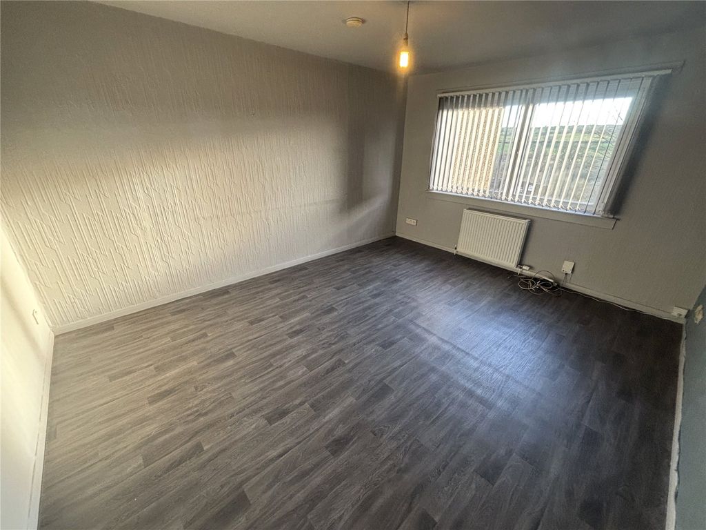 Property photo 2 of 15 Picture No. 03