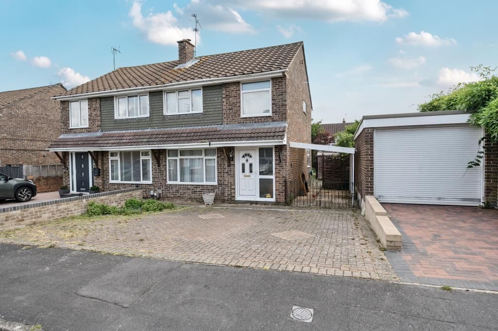 Property photo 1 of 21 External View