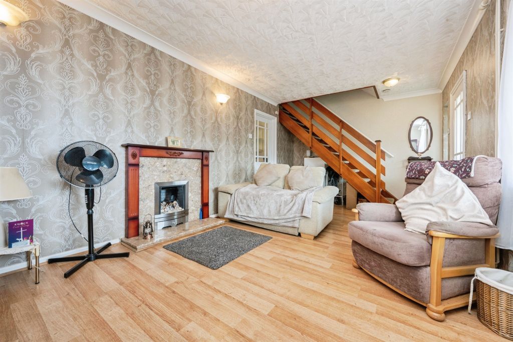 Property photo 3 of 13