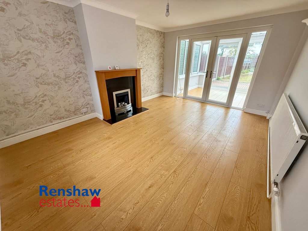 Property photo 1 of 16 L (1)