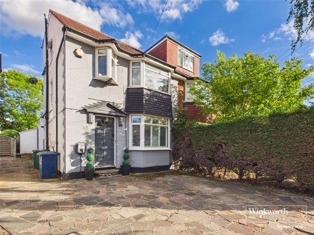 Property photo 1 of 31 Picture No. 28