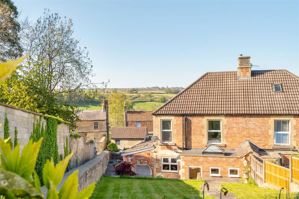 Property photo 2 of 17 Rear Garden 3.Jpg
