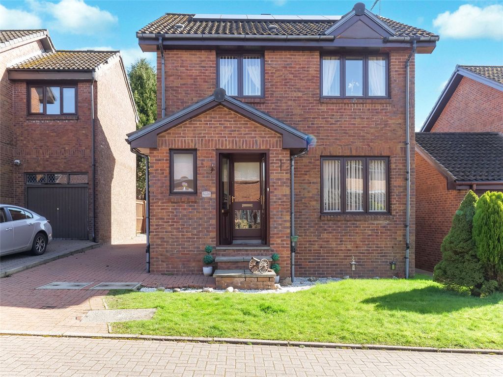 Property photo 1 of 26 Exterior