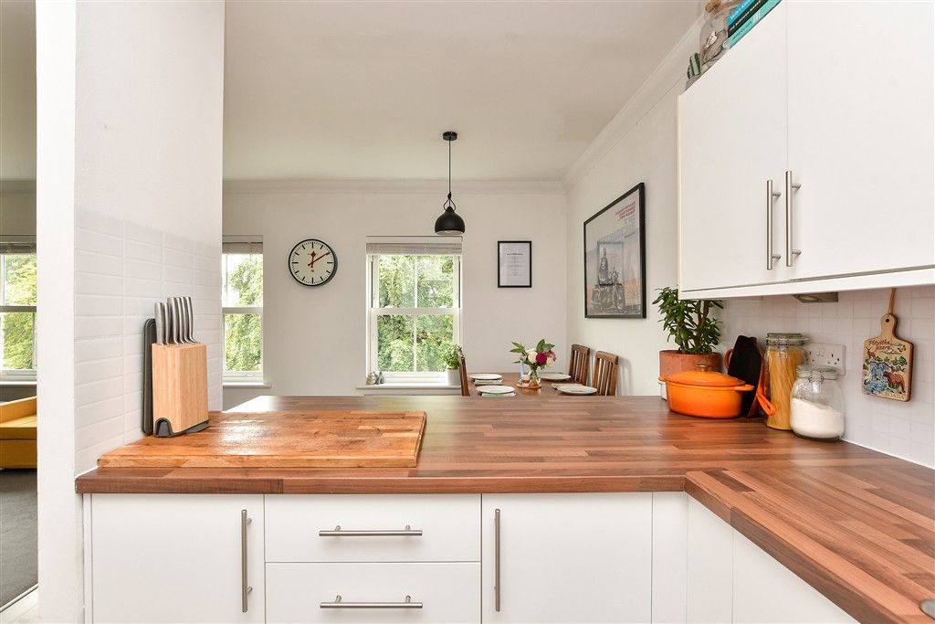 Property photo 3 of 9 Kitchen/Diner