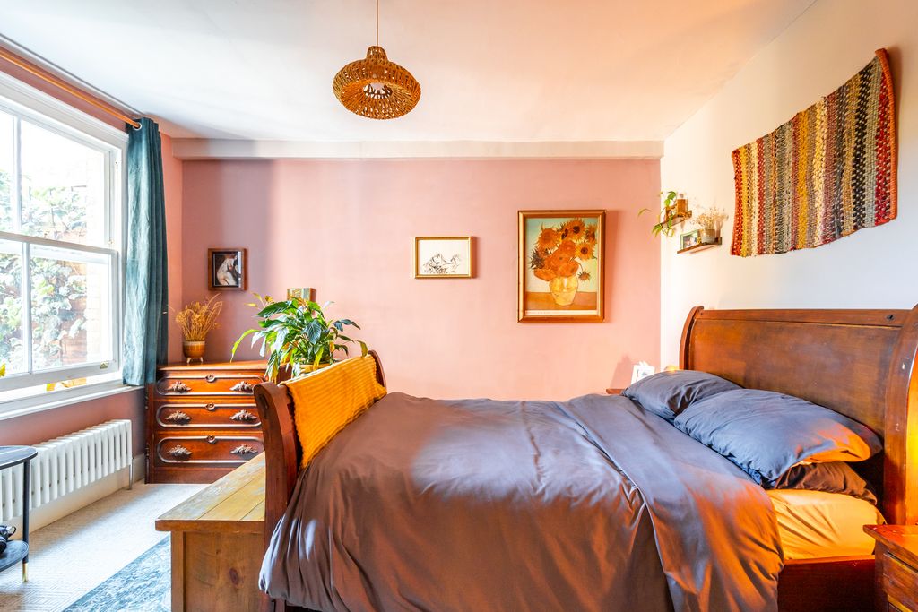 Property photo 2 of 13 Ndb05791