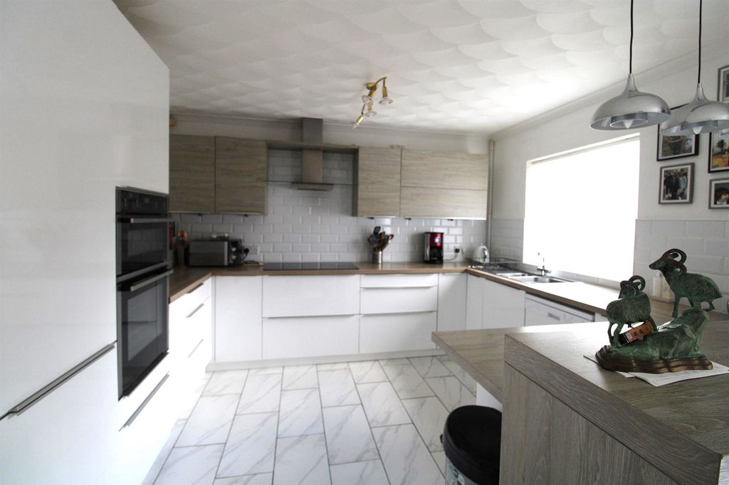 Property photo 2 of 24 Not Specified