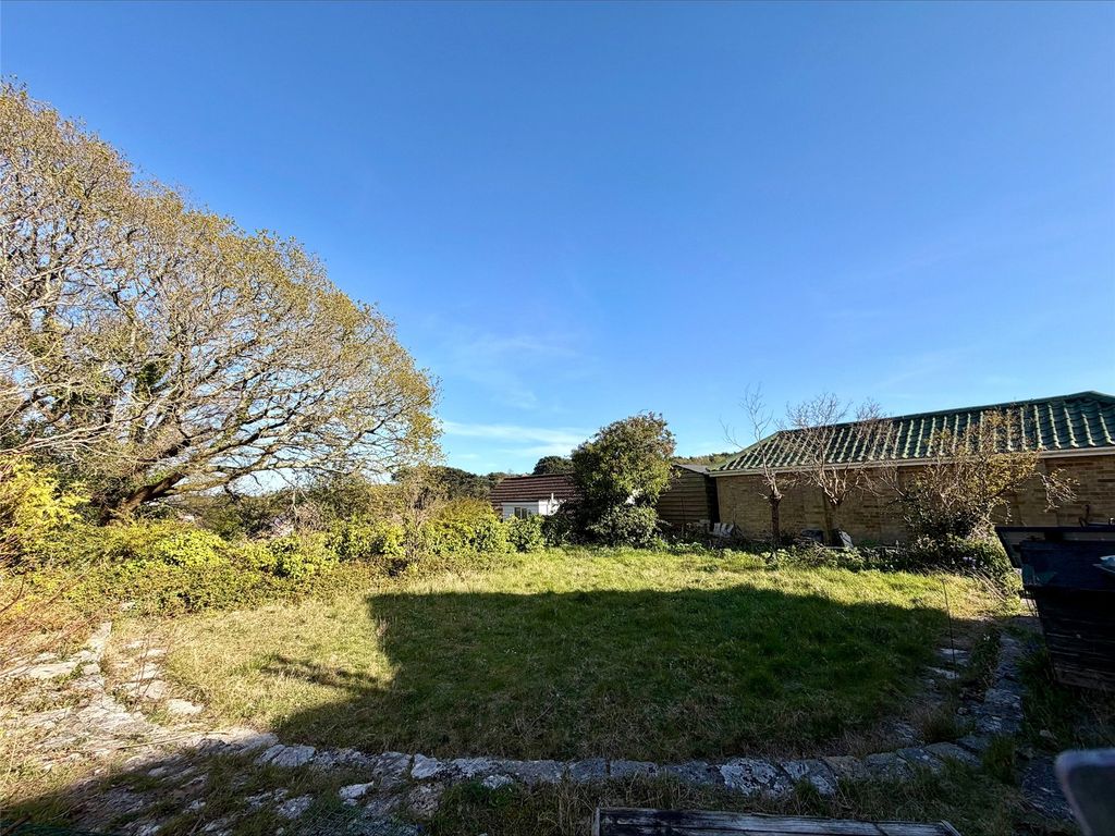 Property photo 3 of 16 Picture No. 01