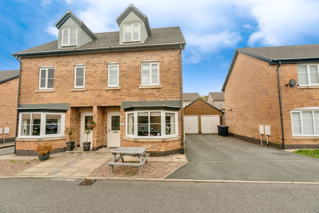 Property photo 1 of 16 Photo