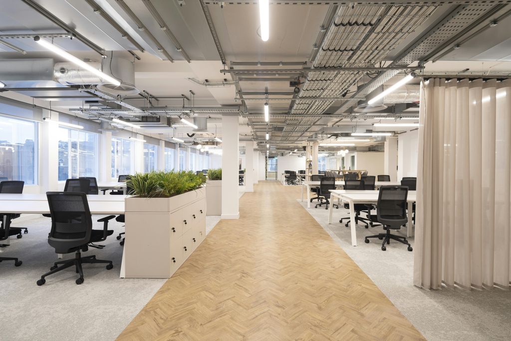 Property photo 1 of 16 1st Floor - Fully Fitted