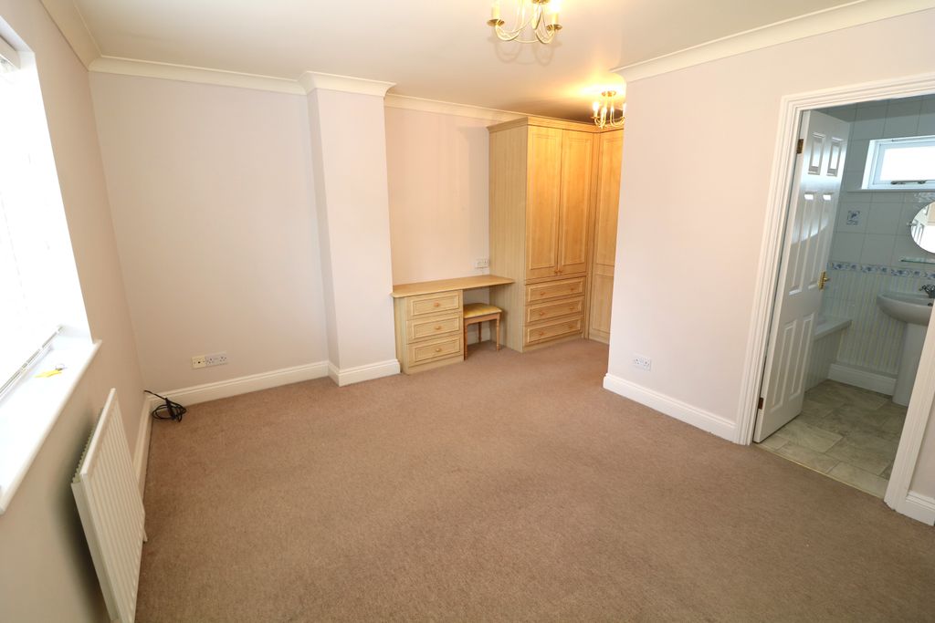 Property photo 3 of 11 Img_9293