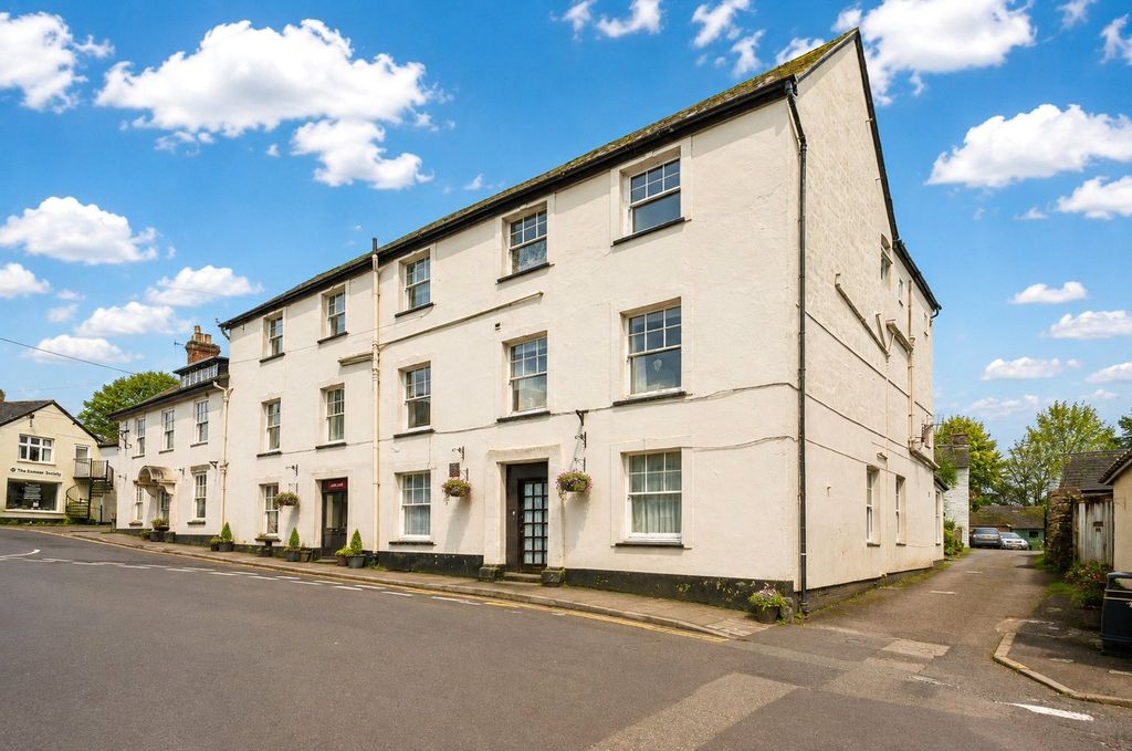 Property photo 1 of 18 1 - Picture No. 29