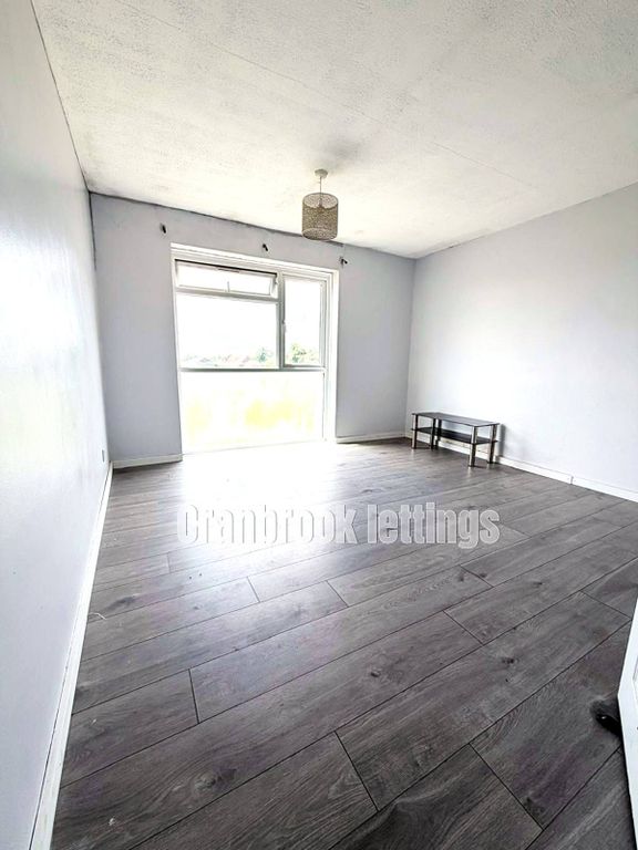 Property photo 2 of 6 Gallery