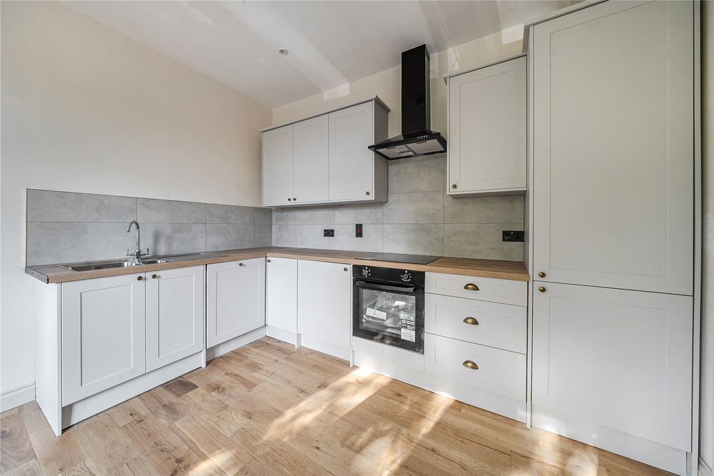 Property photo 1 of 10 Picture No. 05