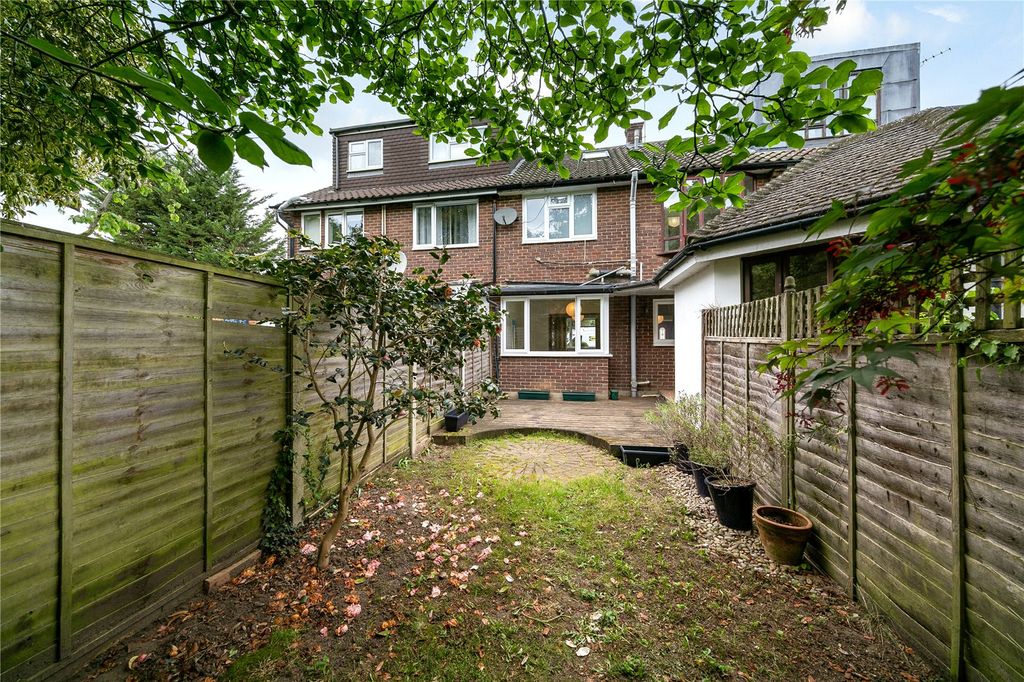 Property photo 3 of 19 Picture No. 16
