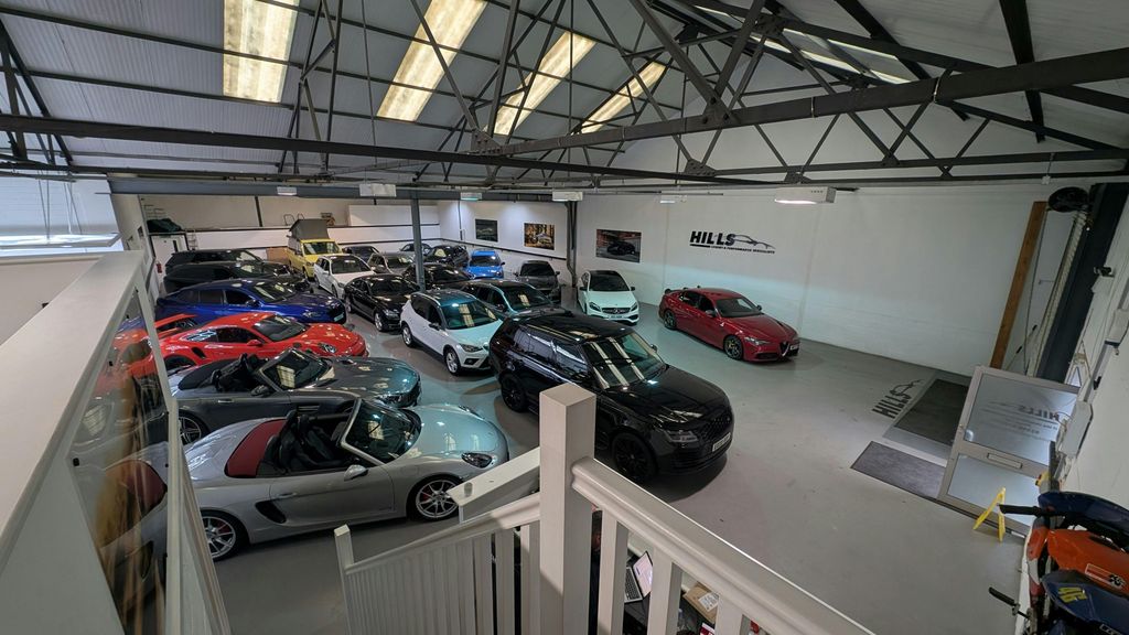 Property photo 3 of 6 Pxl_20251208_120143829.Jpg