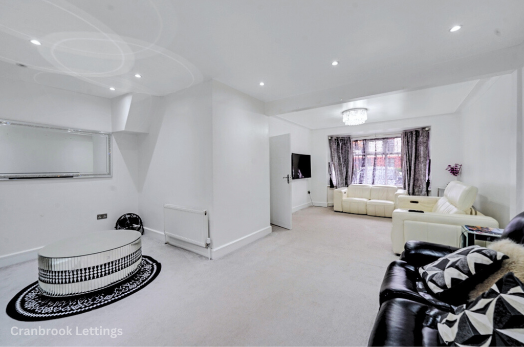 Property photo 2 of 15 Gallery