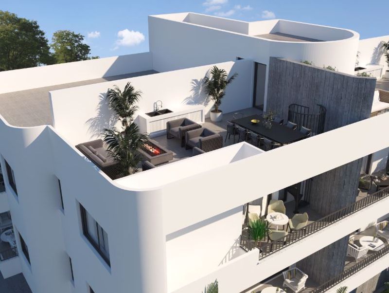 Property photo 2 of 26 Roof Terrace -...