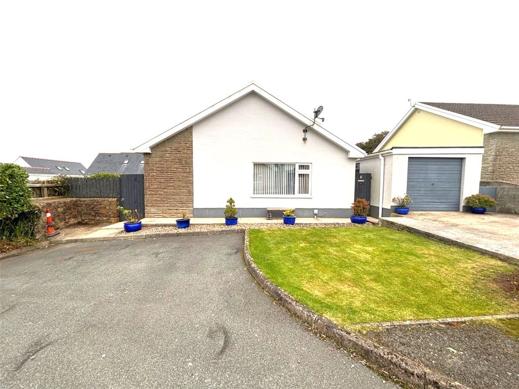 Property photo 1 of 17 Picture No. 01