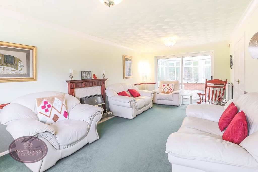Property photo 3 of 48