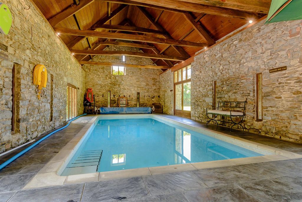 Property photo 3 of 18 Ground Floor - Pool Suite