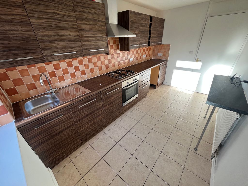 Property photo 1 of 13 Image