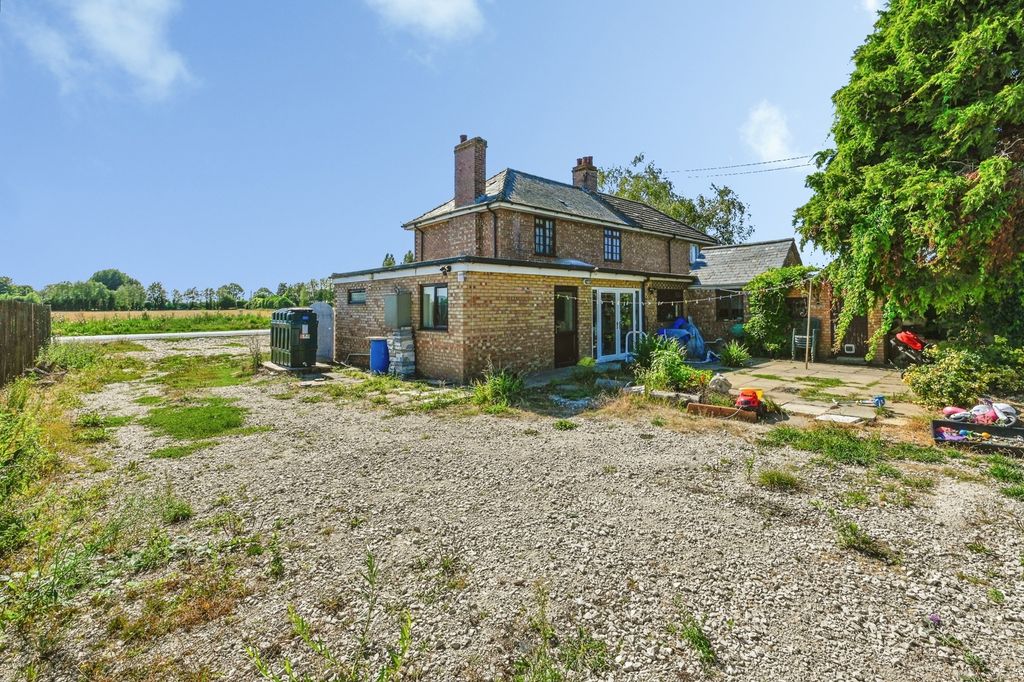 Property photo 2 of 26 Pbox-Img.Jpg