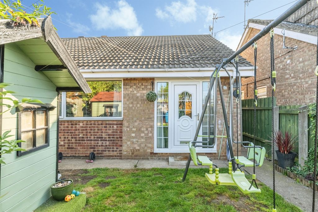 Property photo 1 of 16