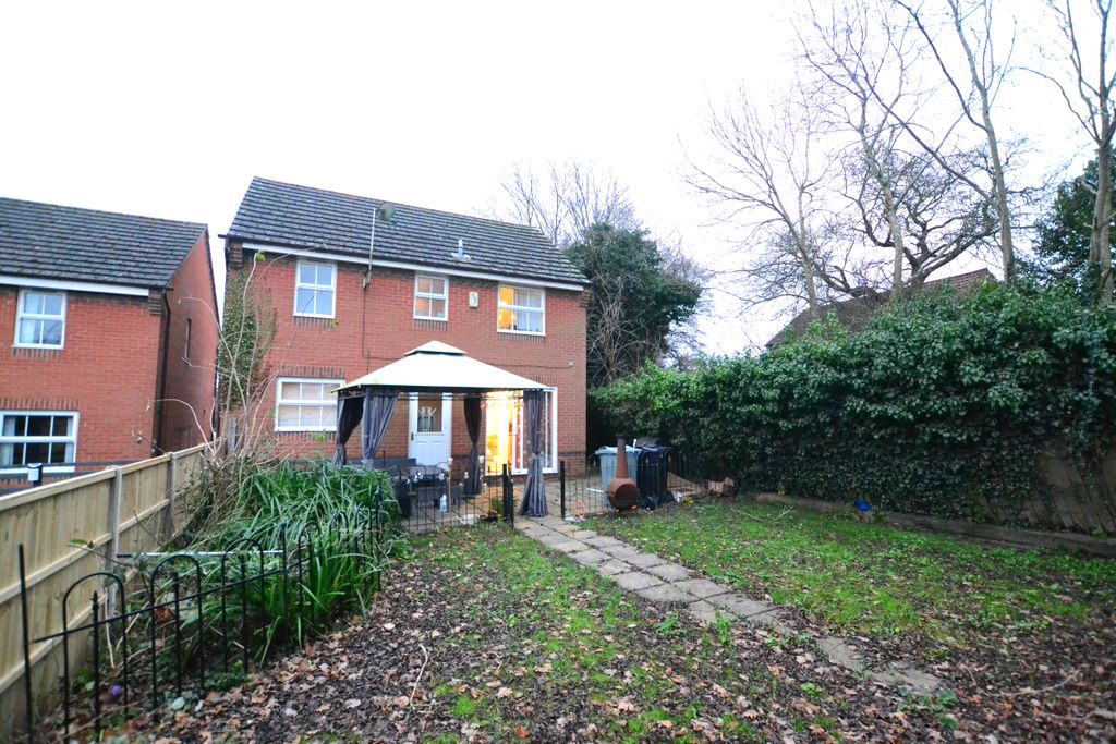 Property photo 2 of 13