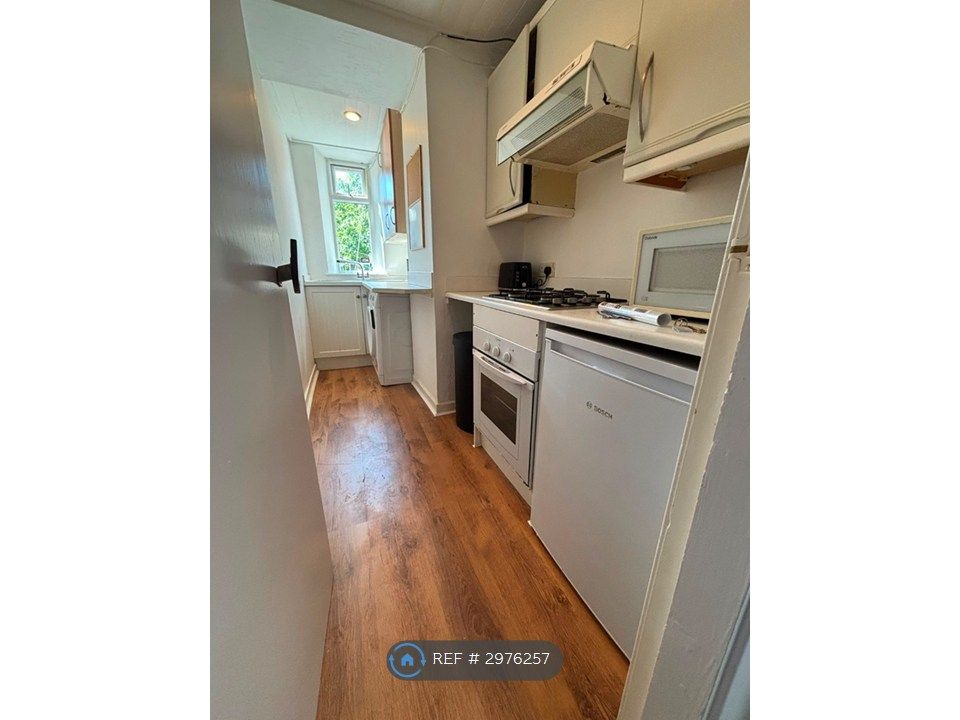 Property photo 3 of 3