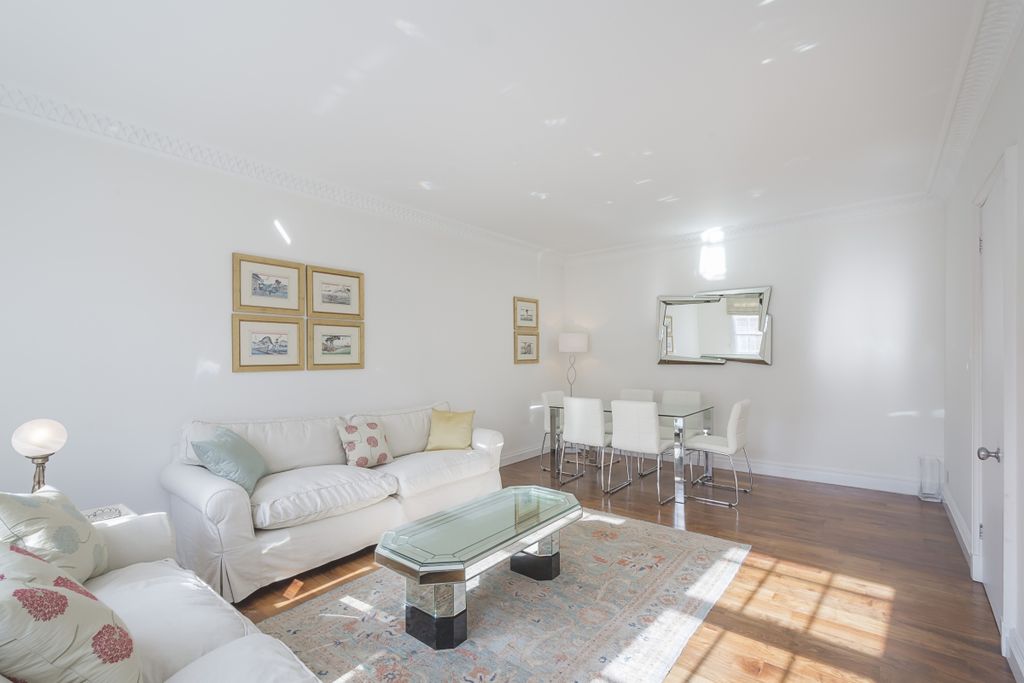 Property photo 3 of 11 Reception Room