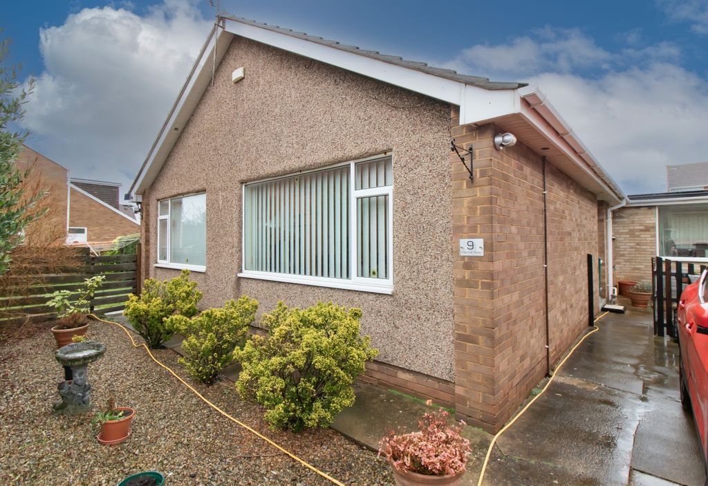 Property photo 1 of 16 Front View