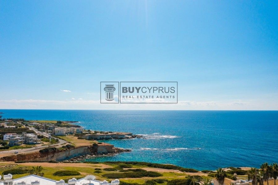 Property photo 2 of 28