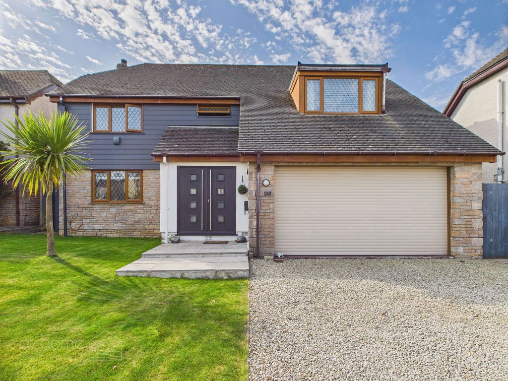 Property photo 2 of 37