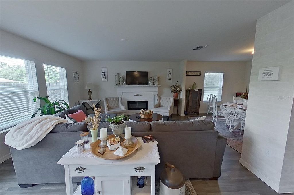 Property photo 3 of 19 <Alttext/>