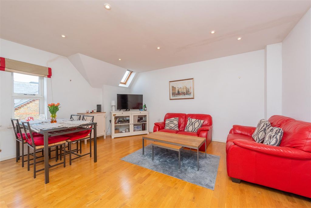 Property photo 3 of 9 Transcend7.Jpg