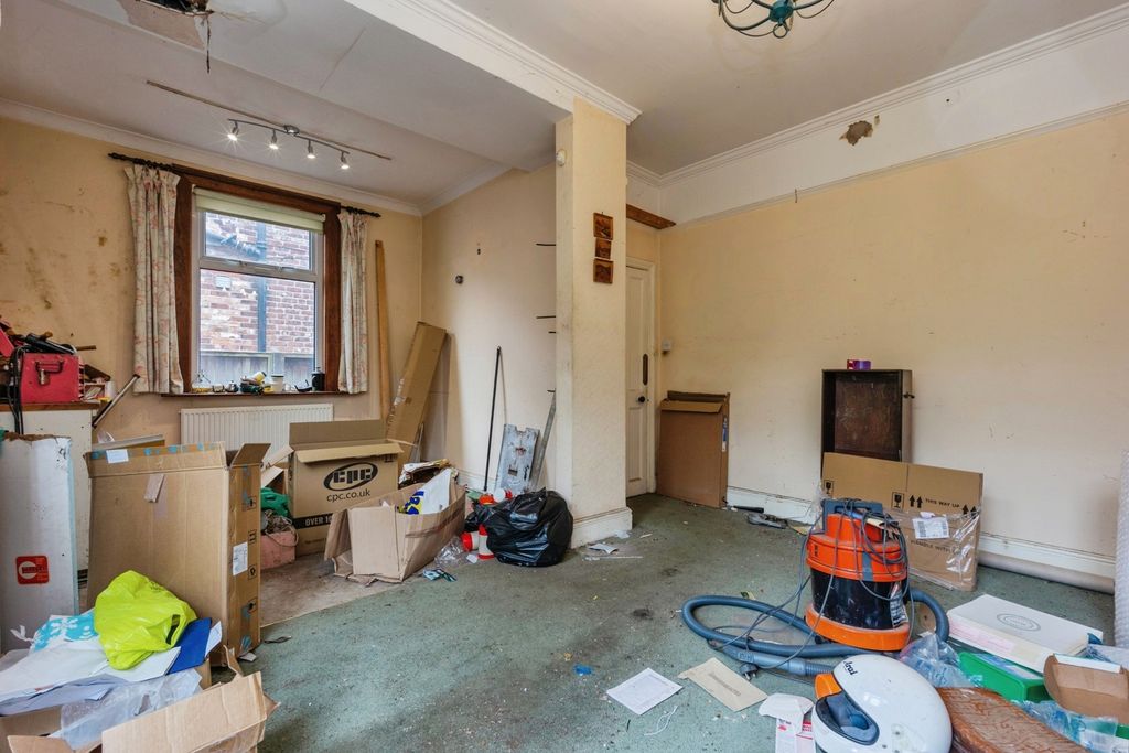 Property photo 3 of 22 Pbox-Img.Jpg
