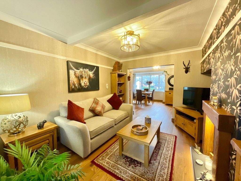 Property photo 2 of 23