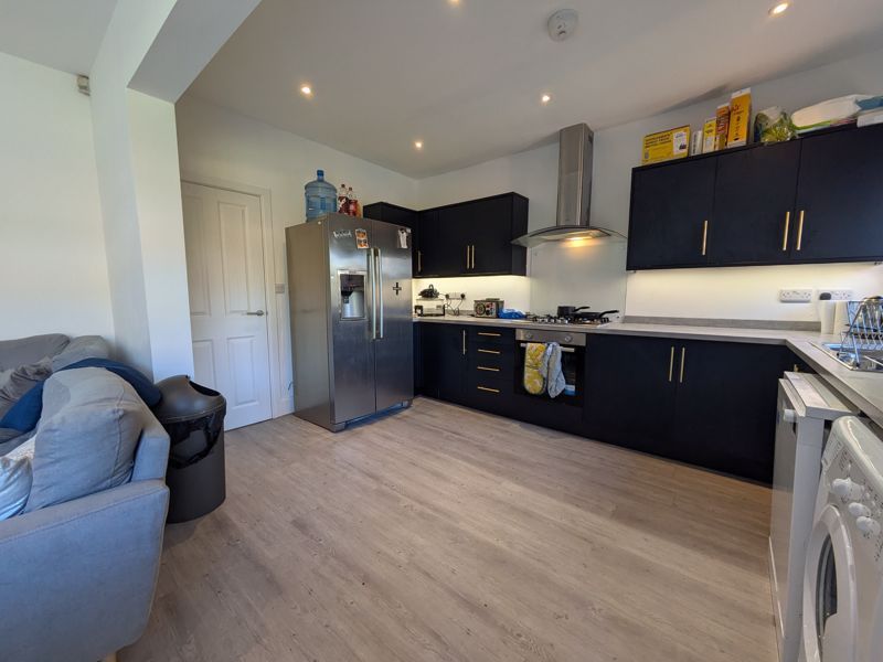 Property photo 3 of 15 Photo 2