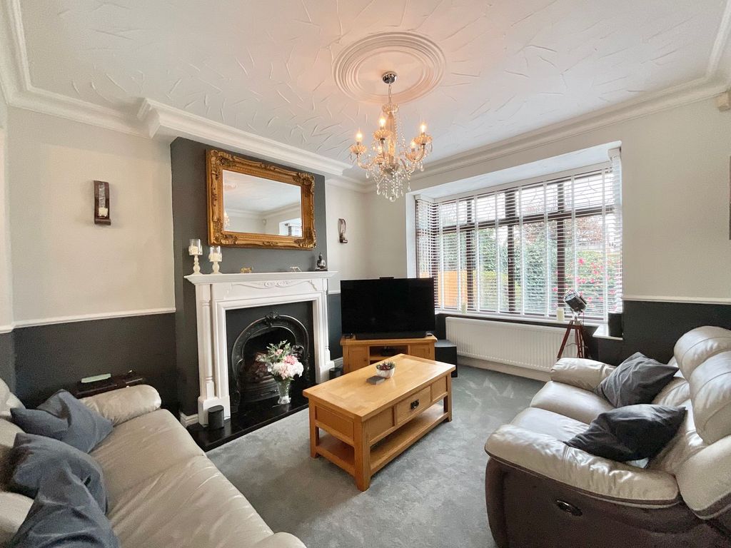 Property photo 2 of 30